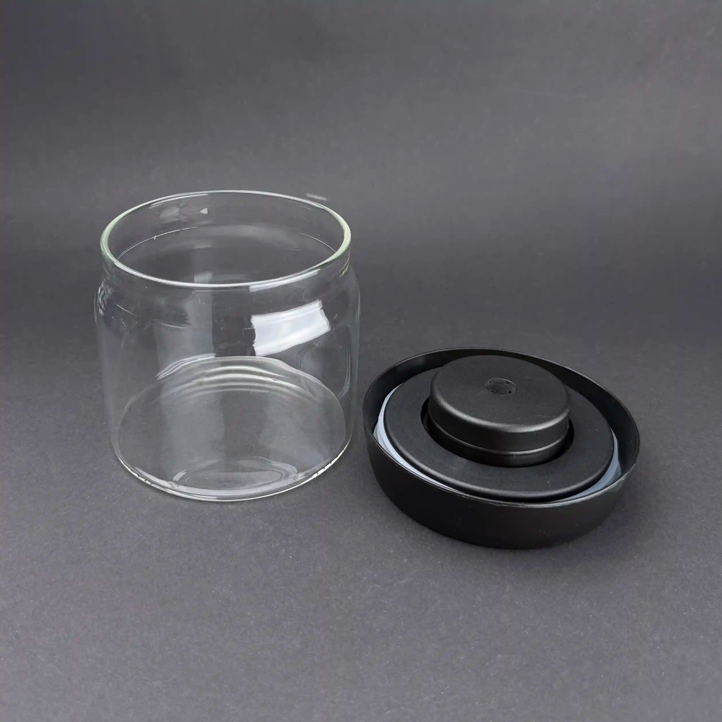 Kaffeboks med Vakuum - Mørkere Enn Mørkest AS