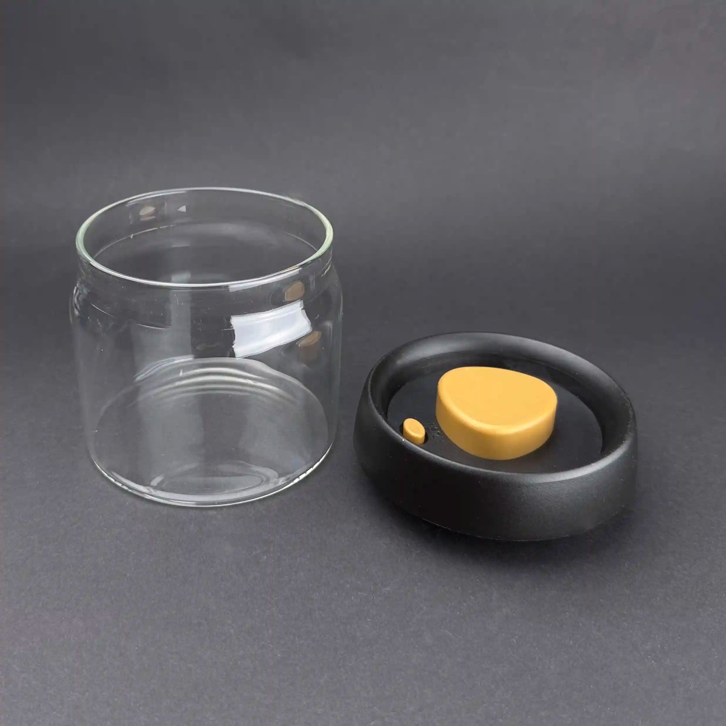 Kaffeboks med Vakuum - Mørkere Enn Mørkest AS